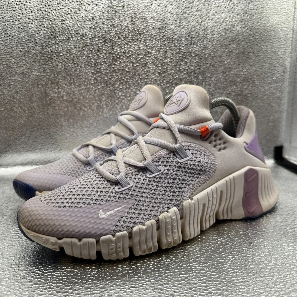 Size 9 Nike Free Metcon 4 Pure Violet Womens Lace-Up Running Shoes CZ0596-515